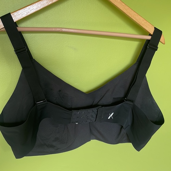 Knix black wingwoman bra size 8+ - Picture 4 of 5